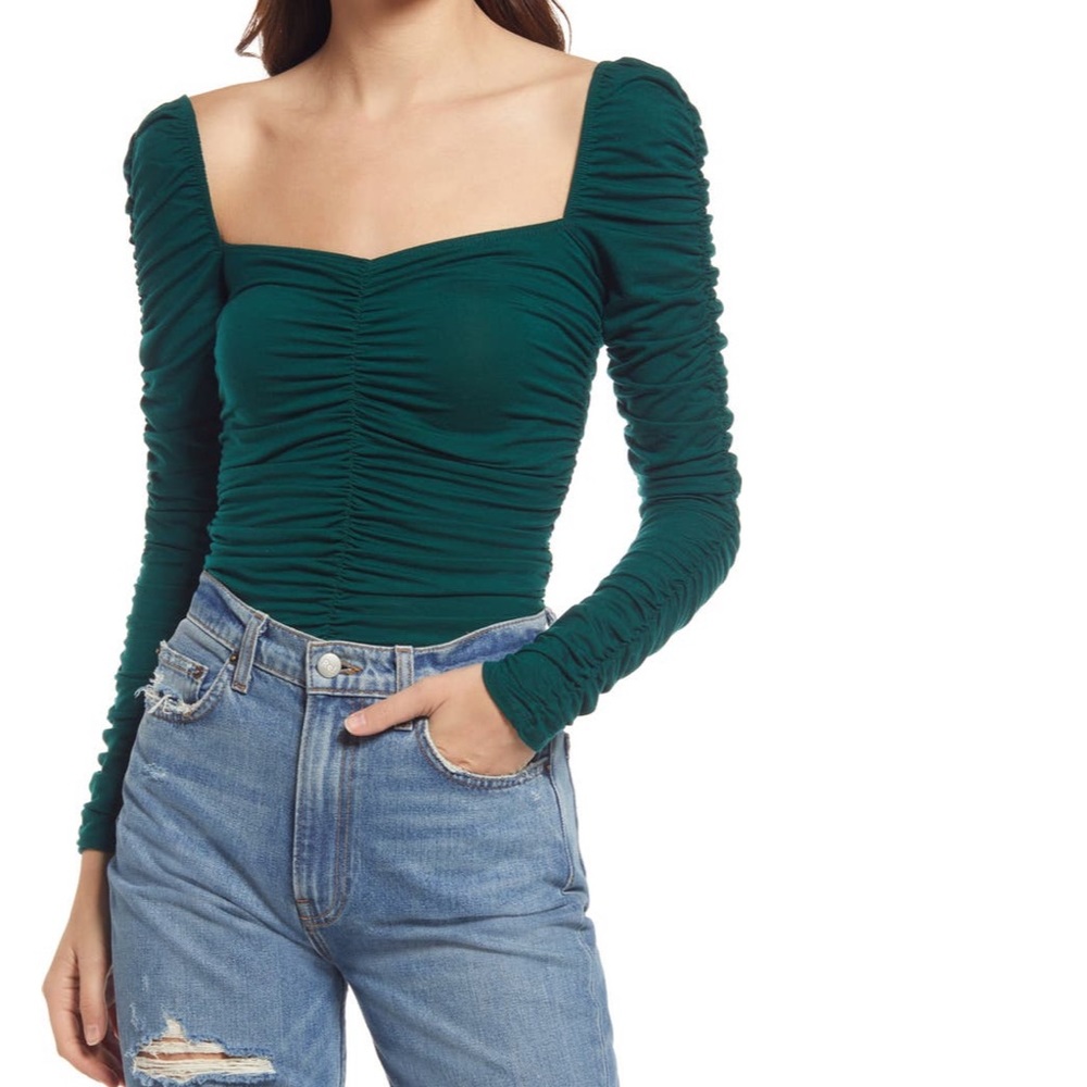 Reformation Esra Queen Anne neck Top